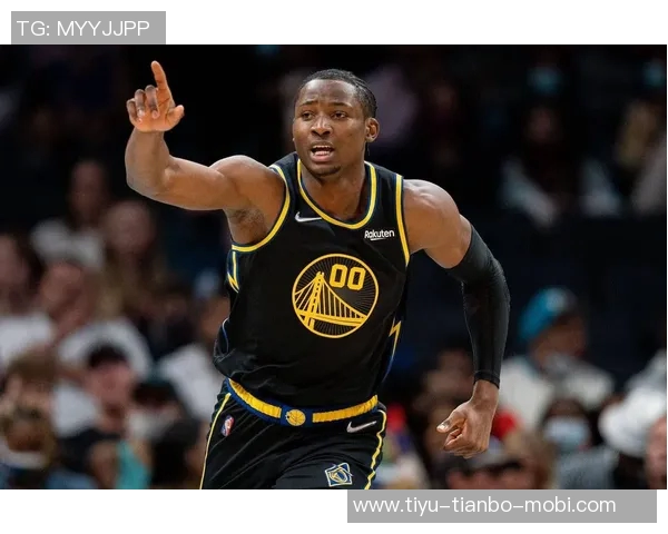 库明加强调失误影响球队节奏与能量提醒队友在疲惫时保持战术执行力 库明加强调失误影响球队节奏与能量提醒队友在疲惫时保持战术执行力