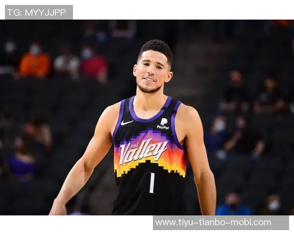 布克表现平平23投8中仅得22分6篮板5助攻1抢断球队效率受影响