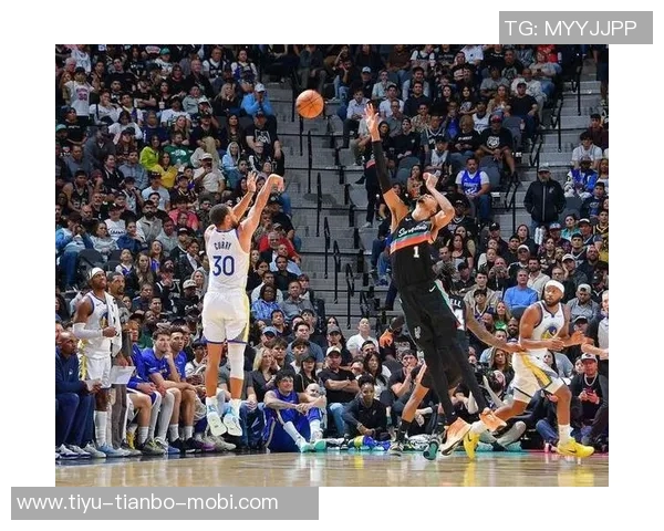 科尔谈团队精神：每位球员都能为胜利贡献力量的重要性